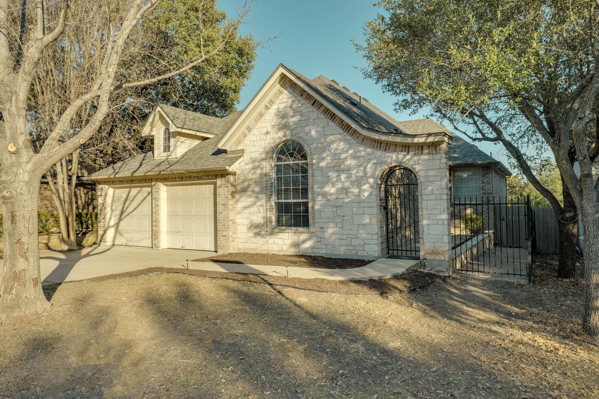 Single Family Residence