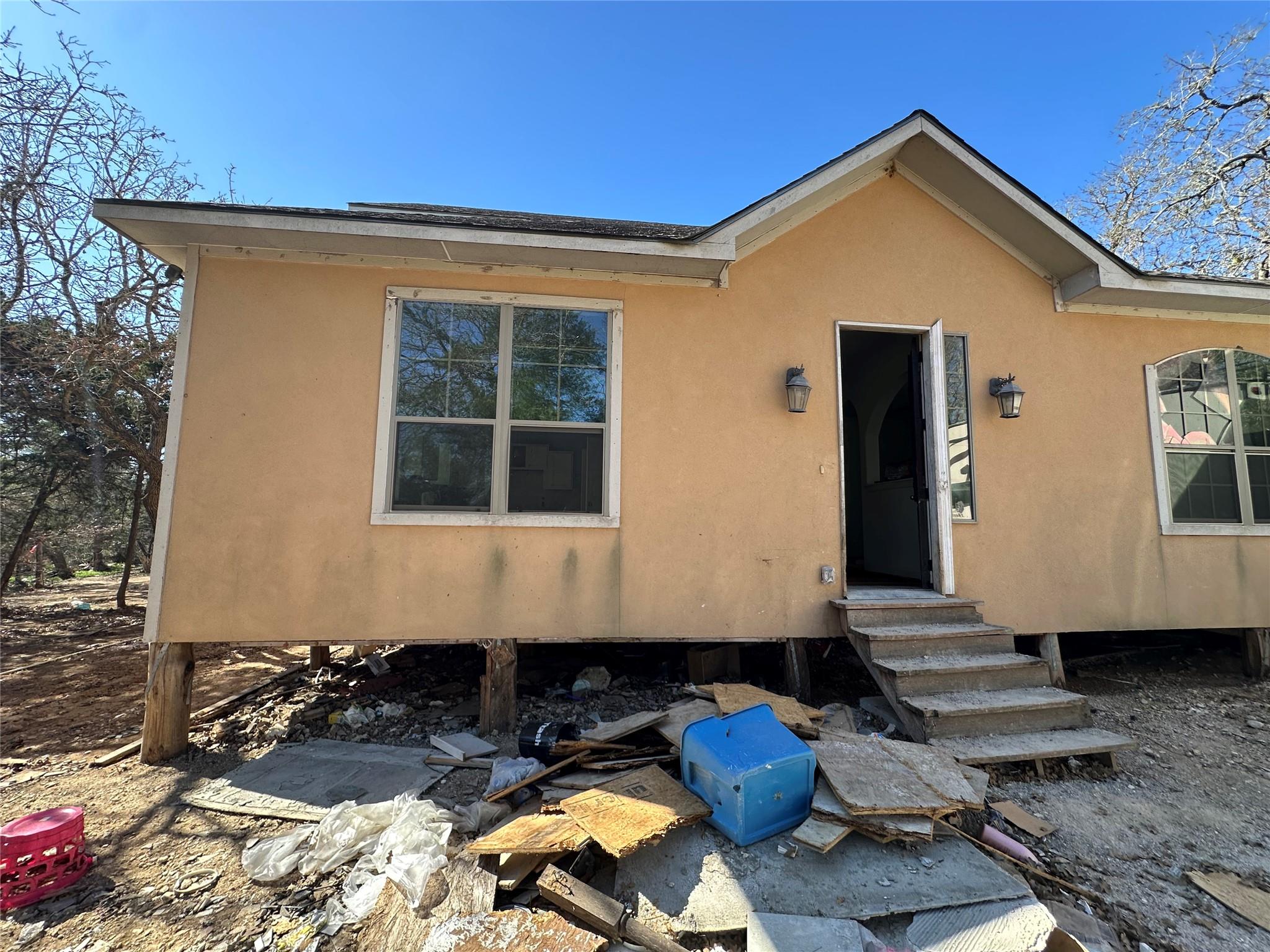 Single Family Residence