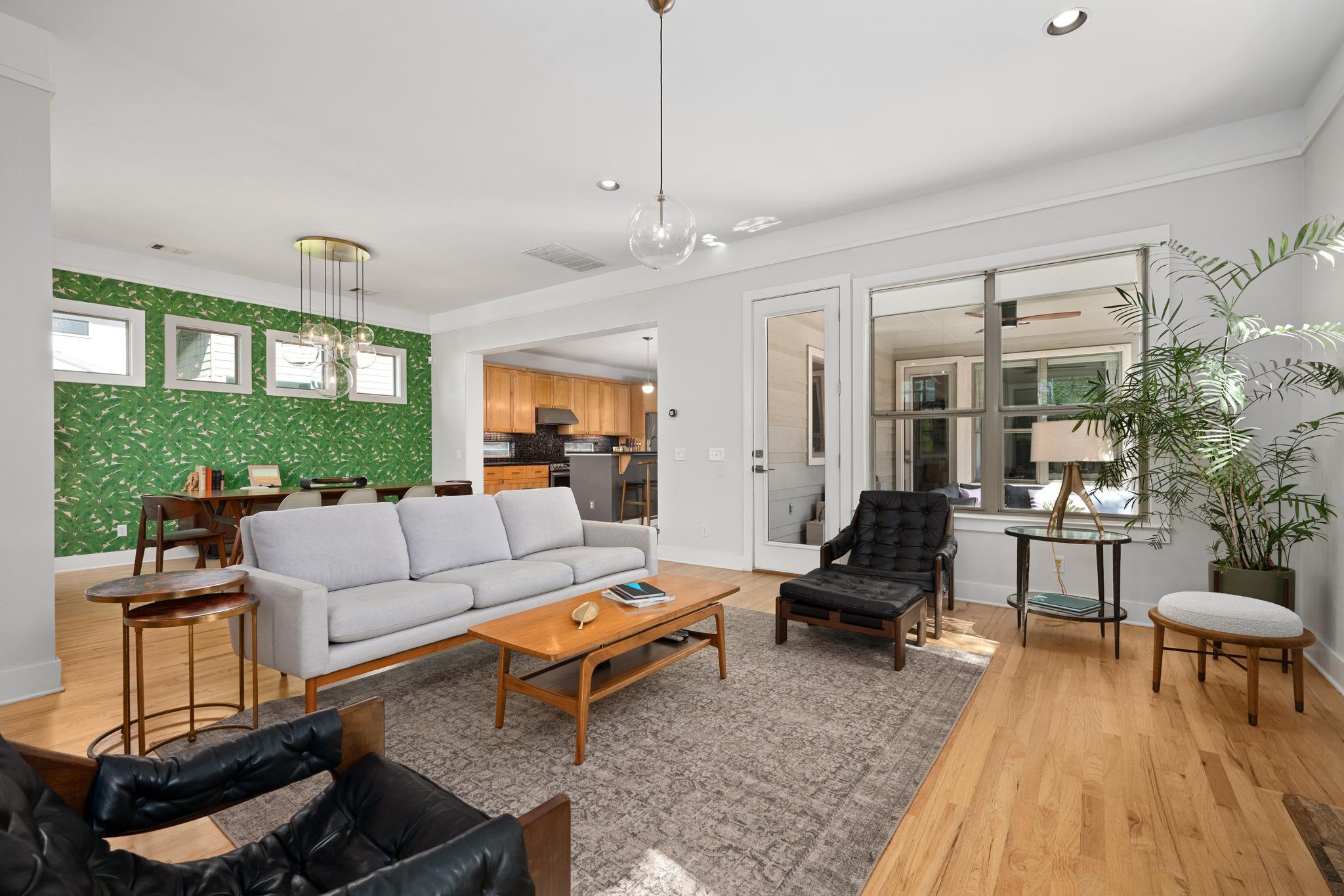 Single Family Residence