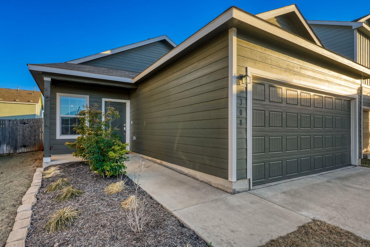 Single Family Residence