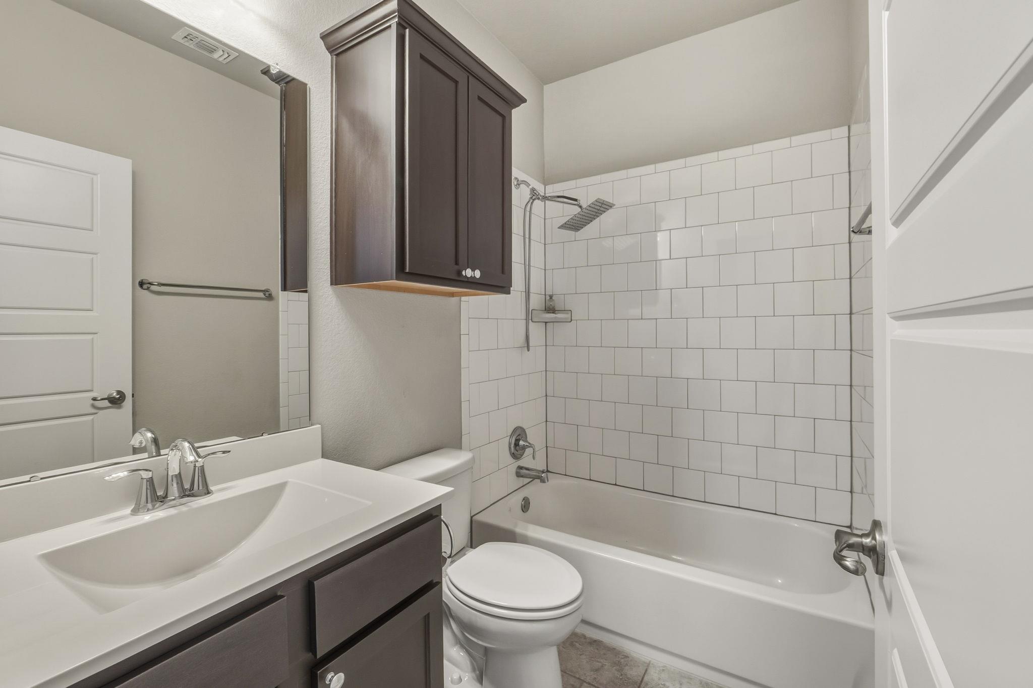 Photo 32