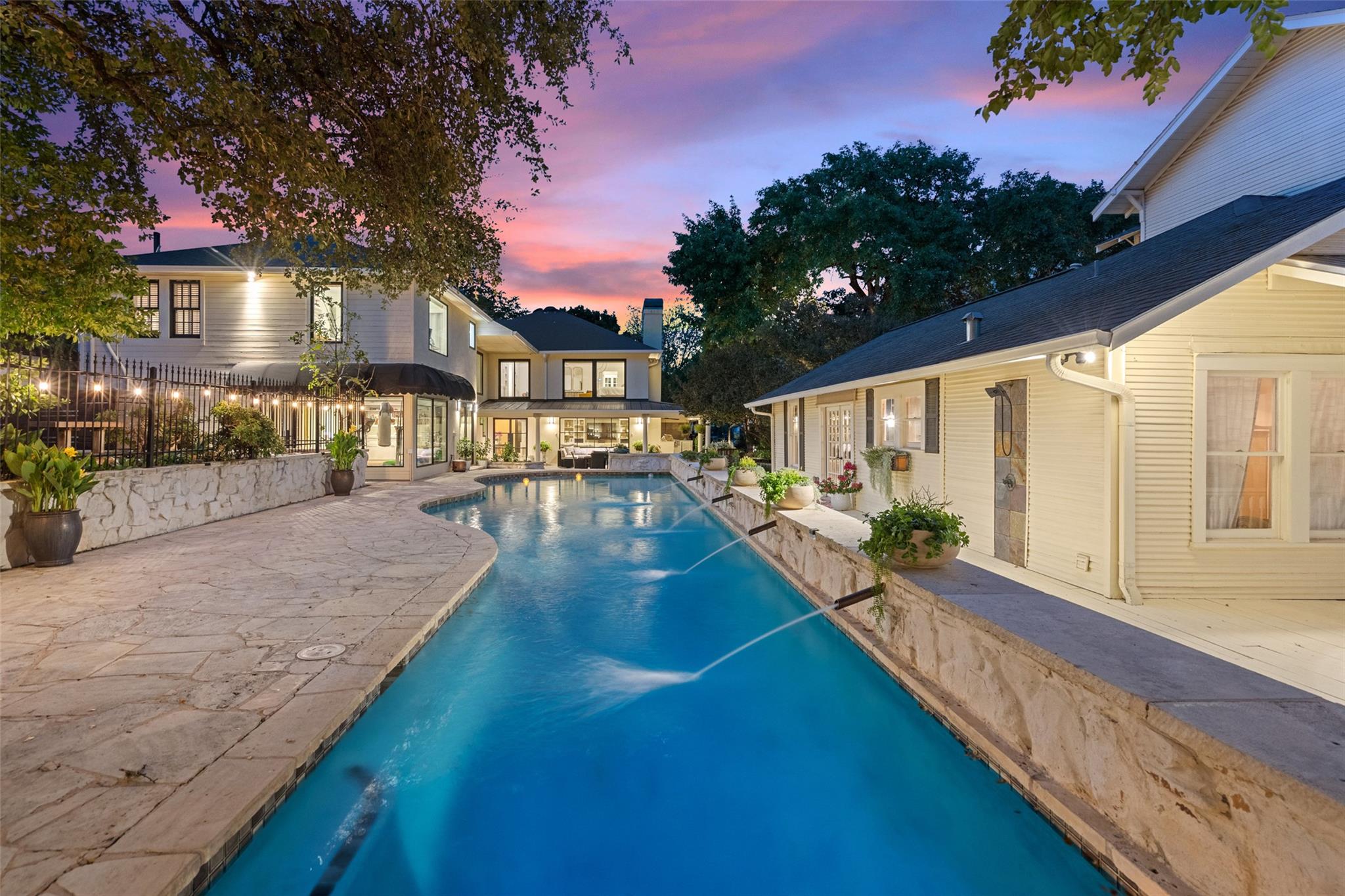 Single Family Residence