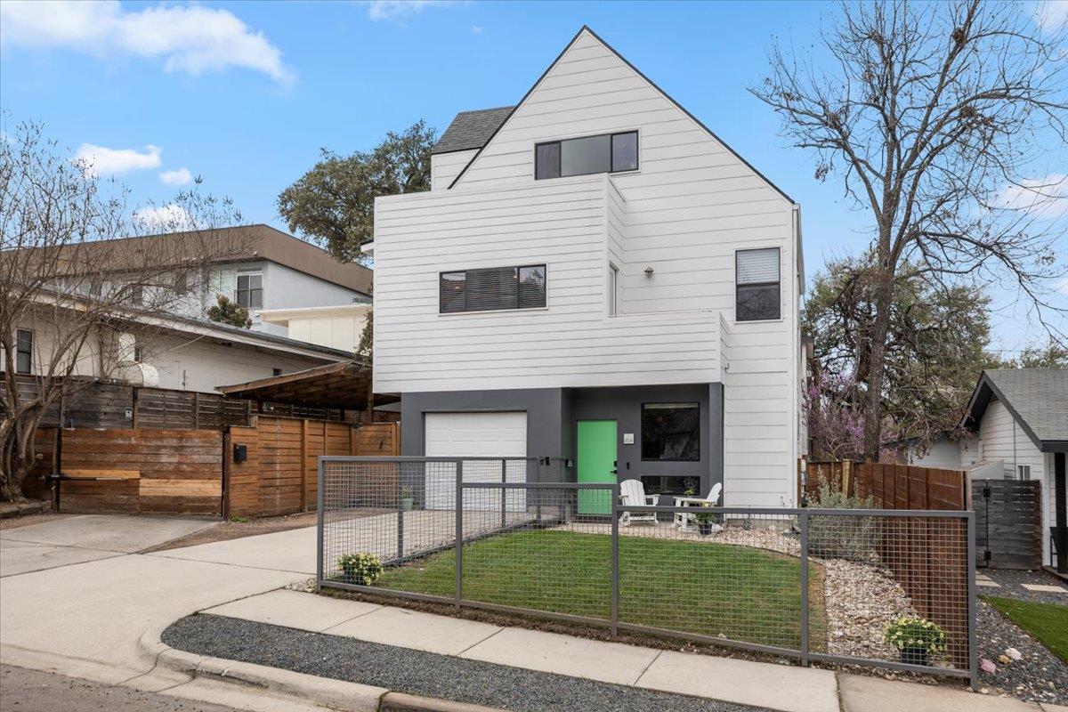 Single Family Residence