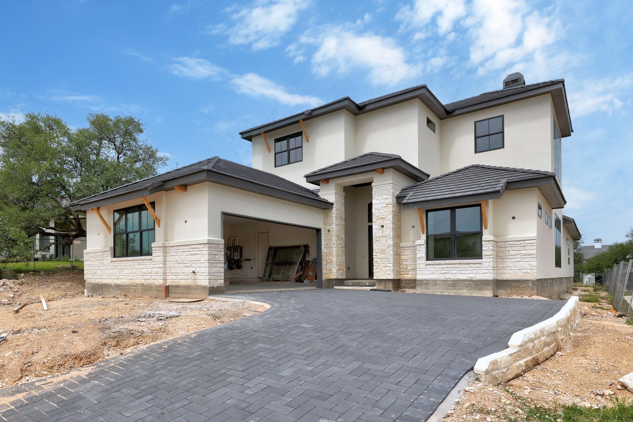 903 Flint Ridge