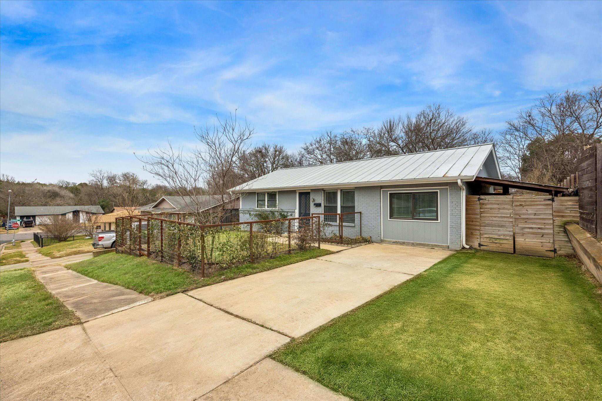 Single Family Residence