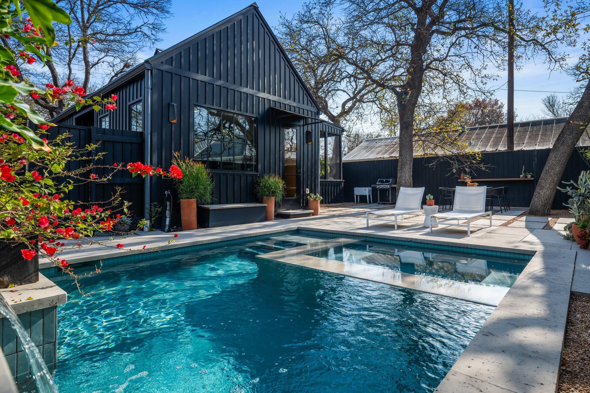 Single Family Residence