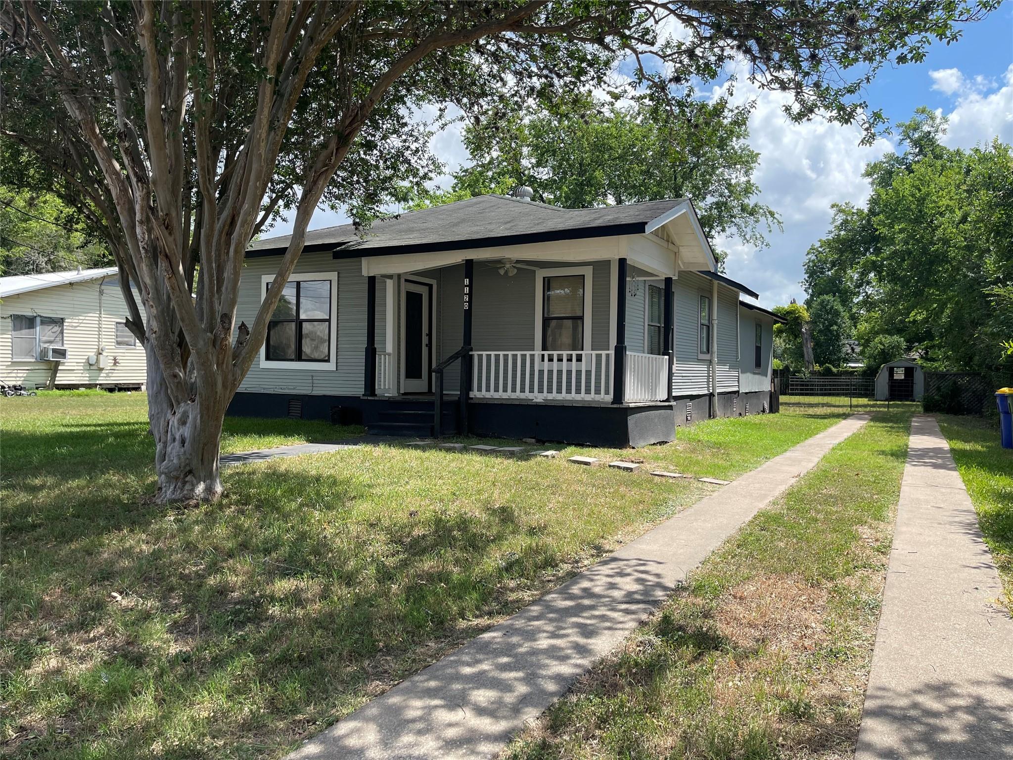 Single Family Residence
