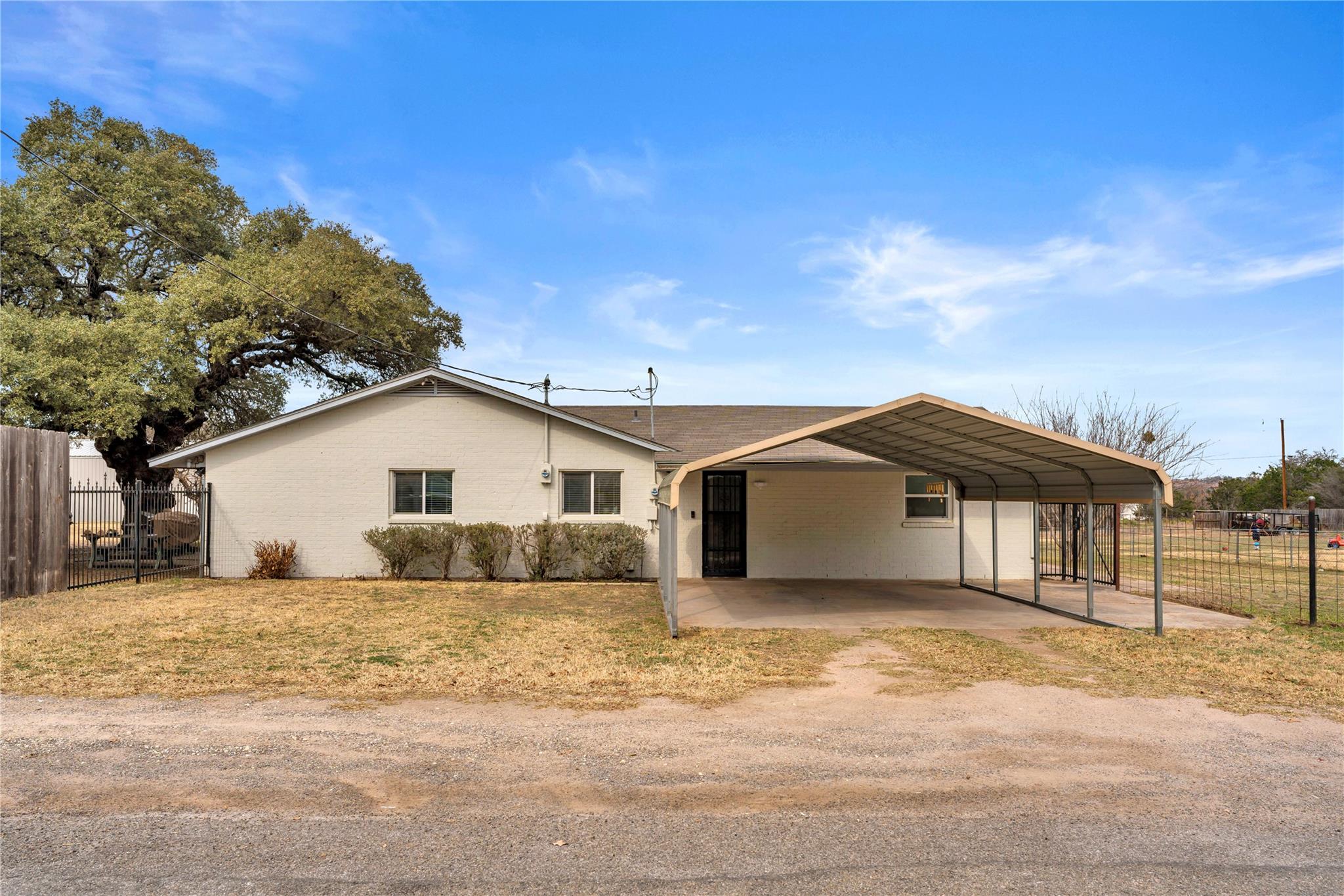 Single Family Residence