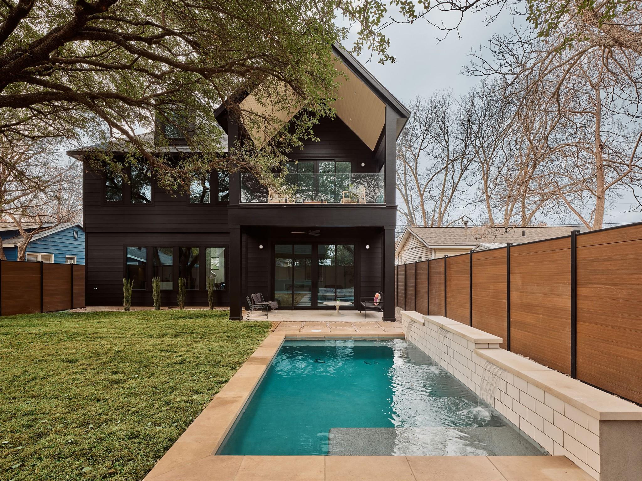 Single Family Residence