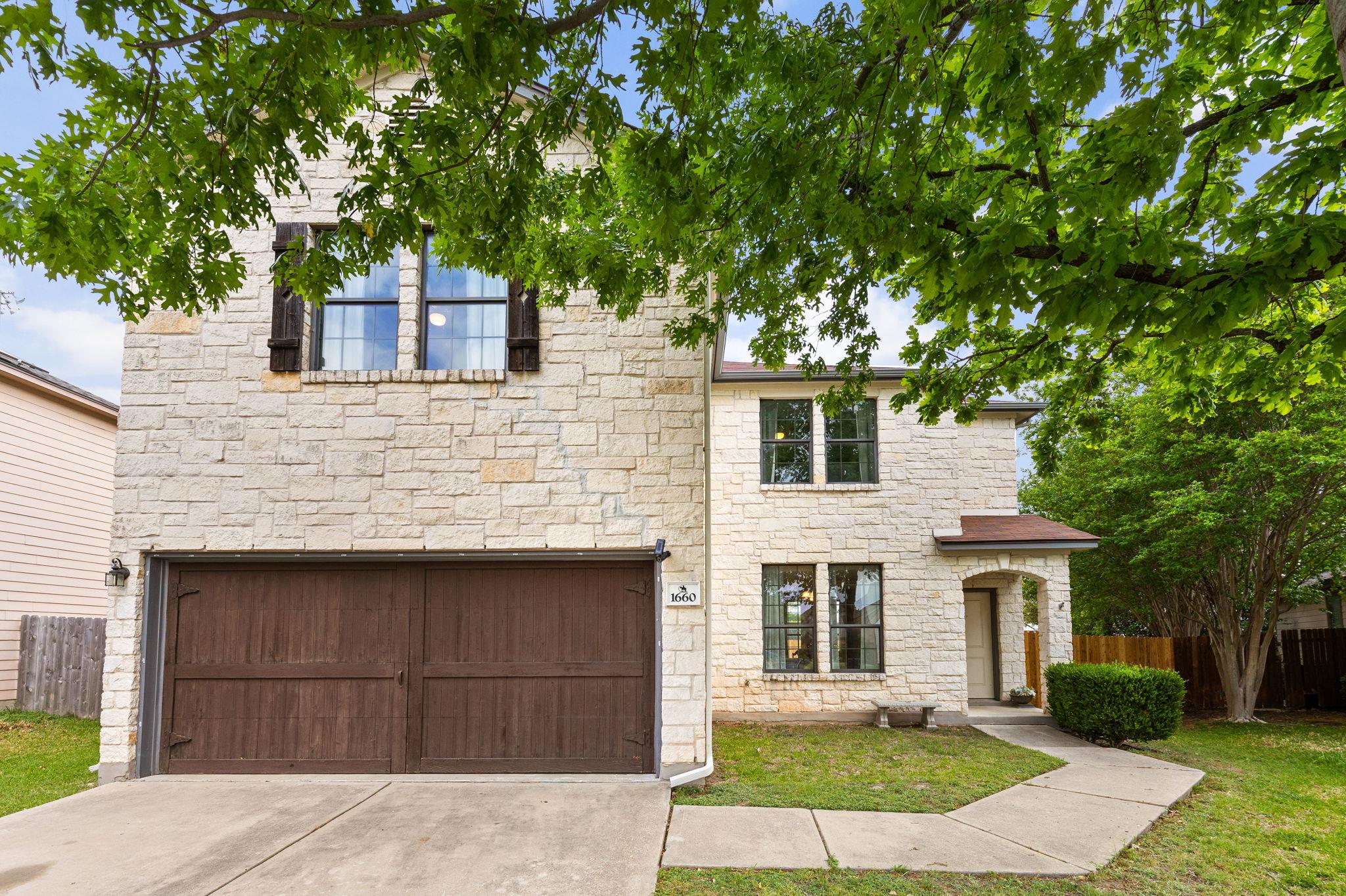 Single Family Residence