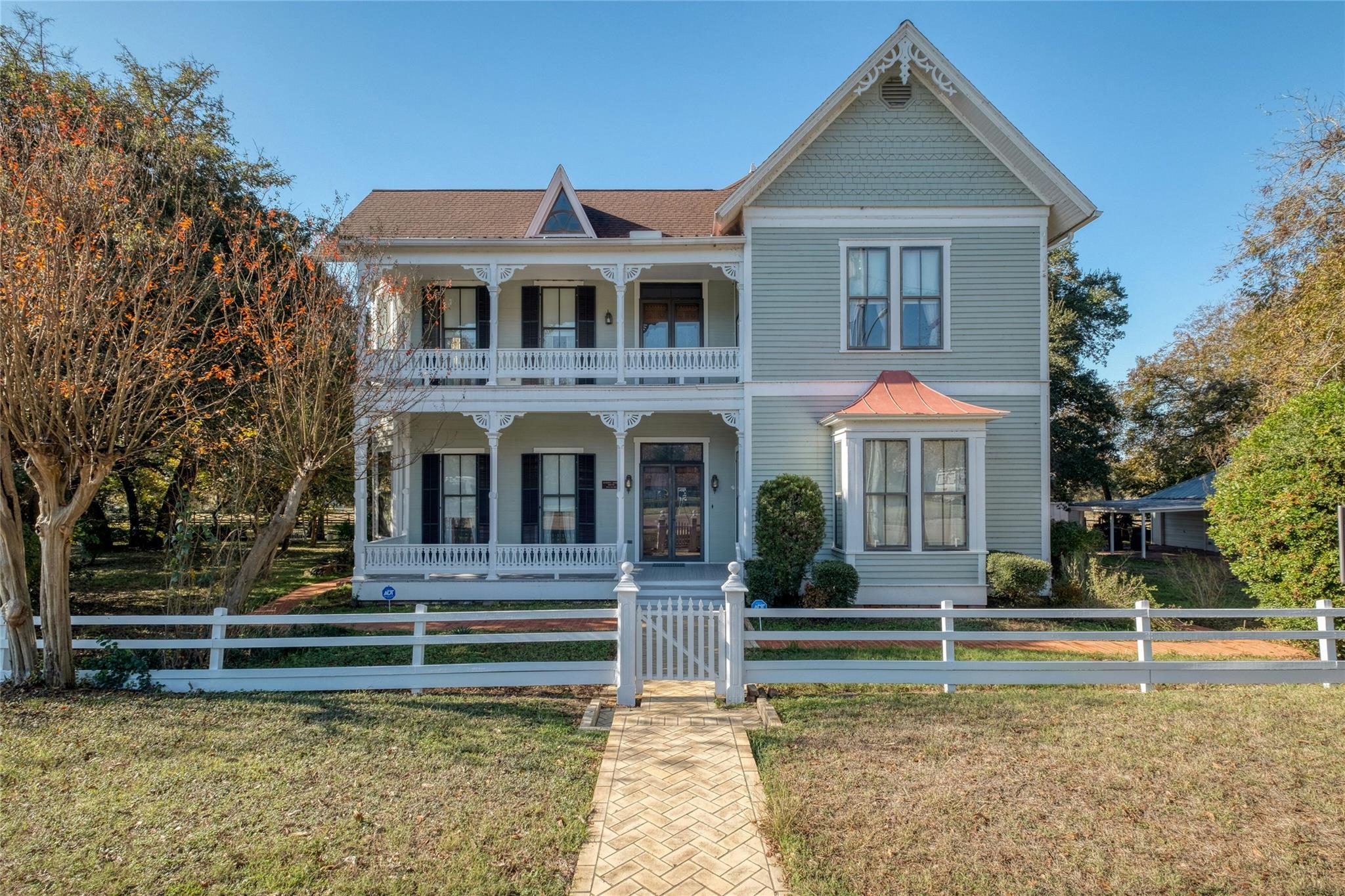 541 Main