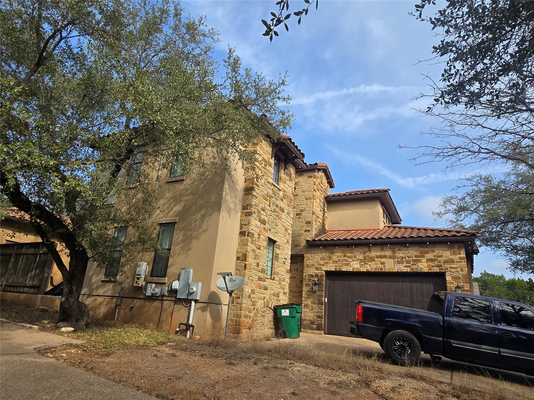 Single Family Residence