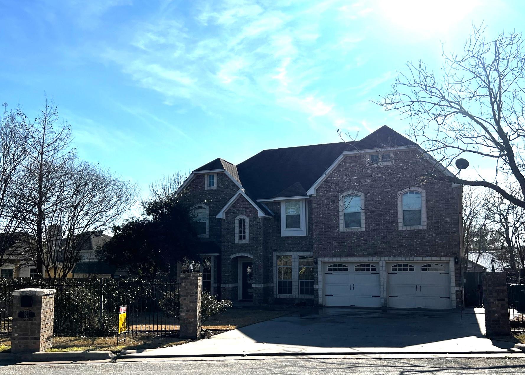 Single Family Residence