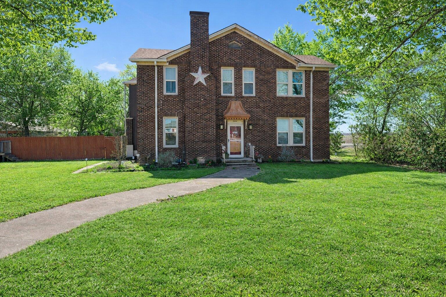 Single Family Residence