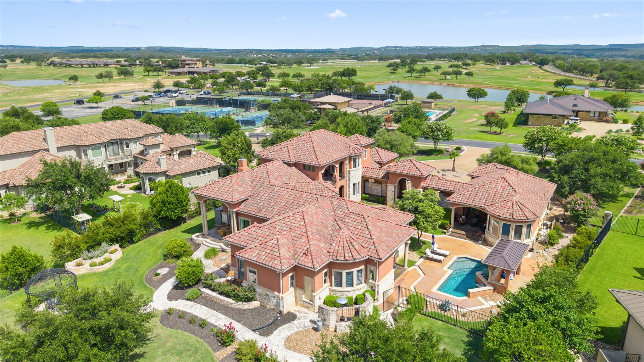 Single Family Residence