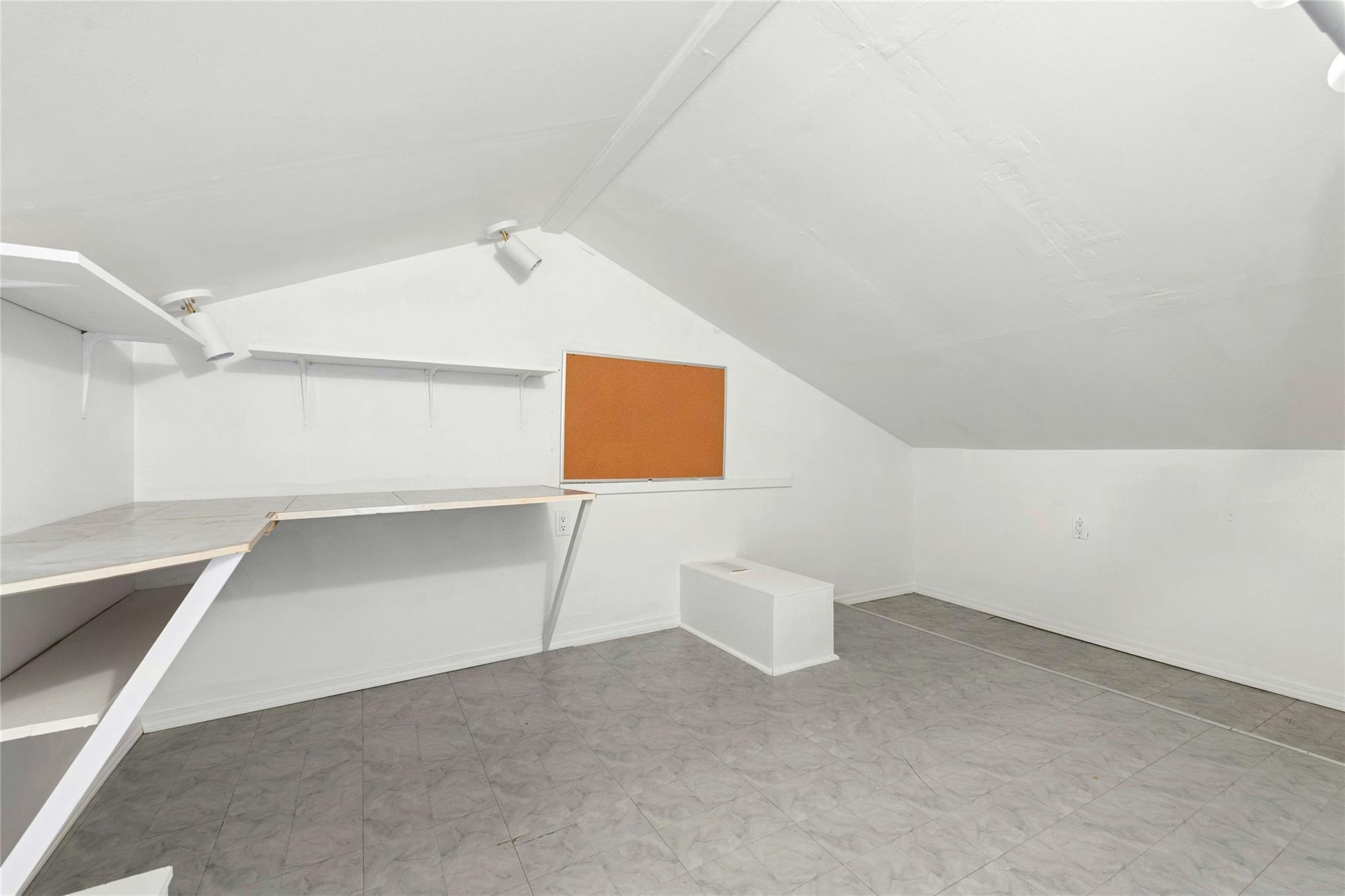 Photo 30