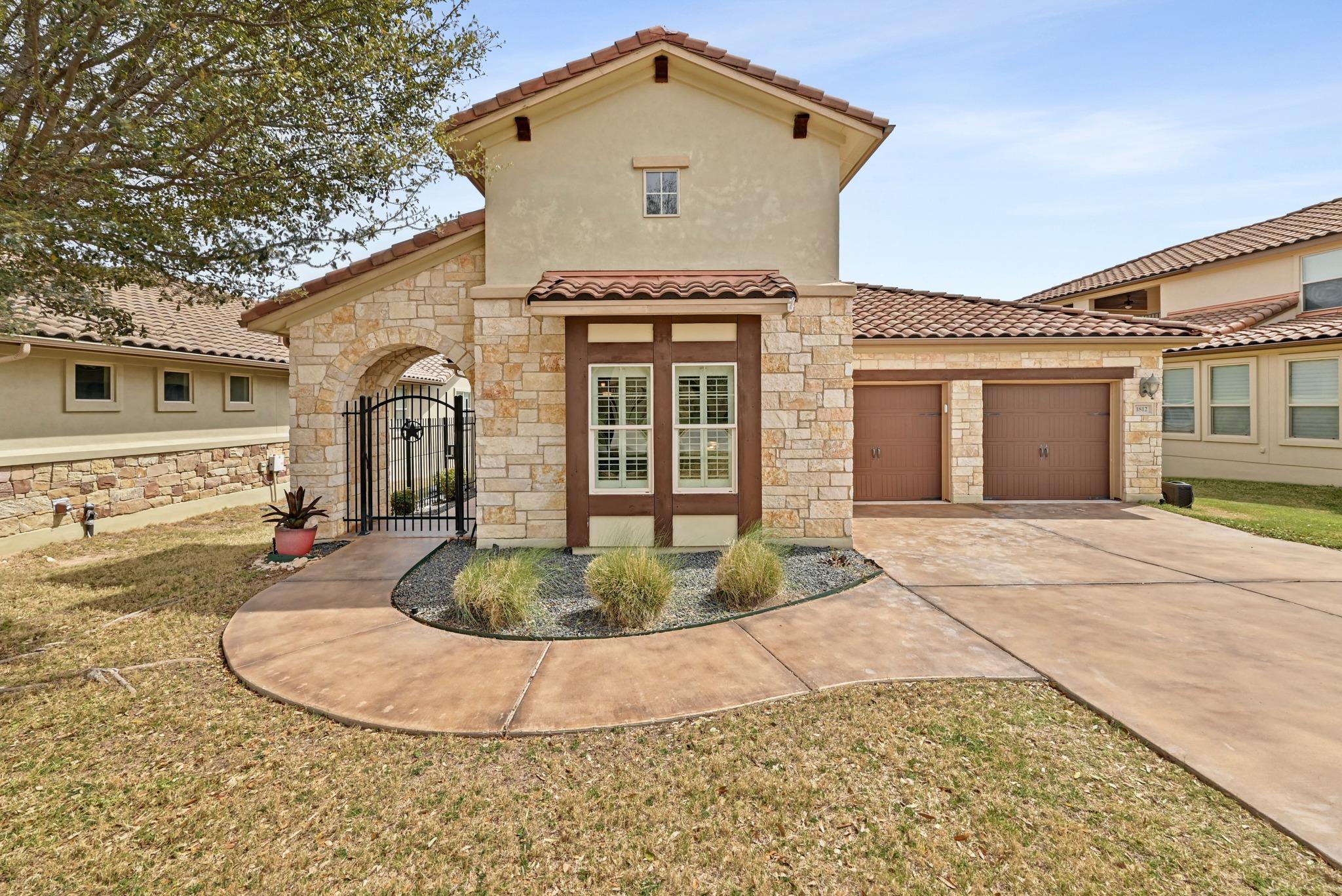 Single Family Residence