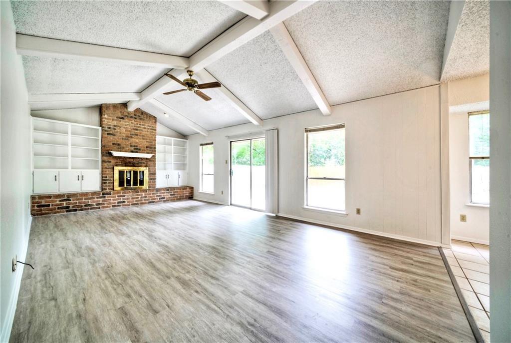 Single Family Residence