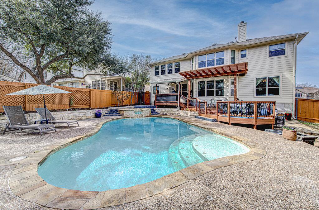 Single Family Residence