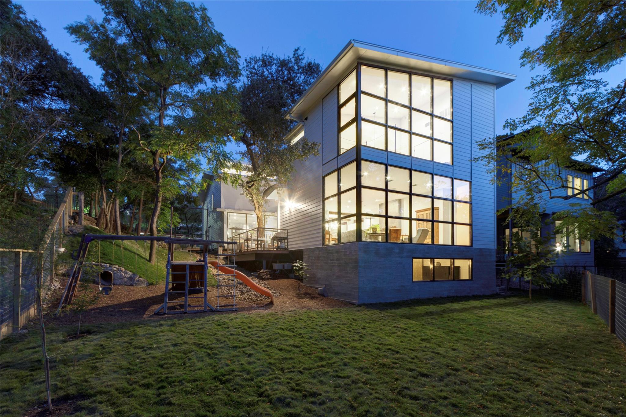 Single Family Residence