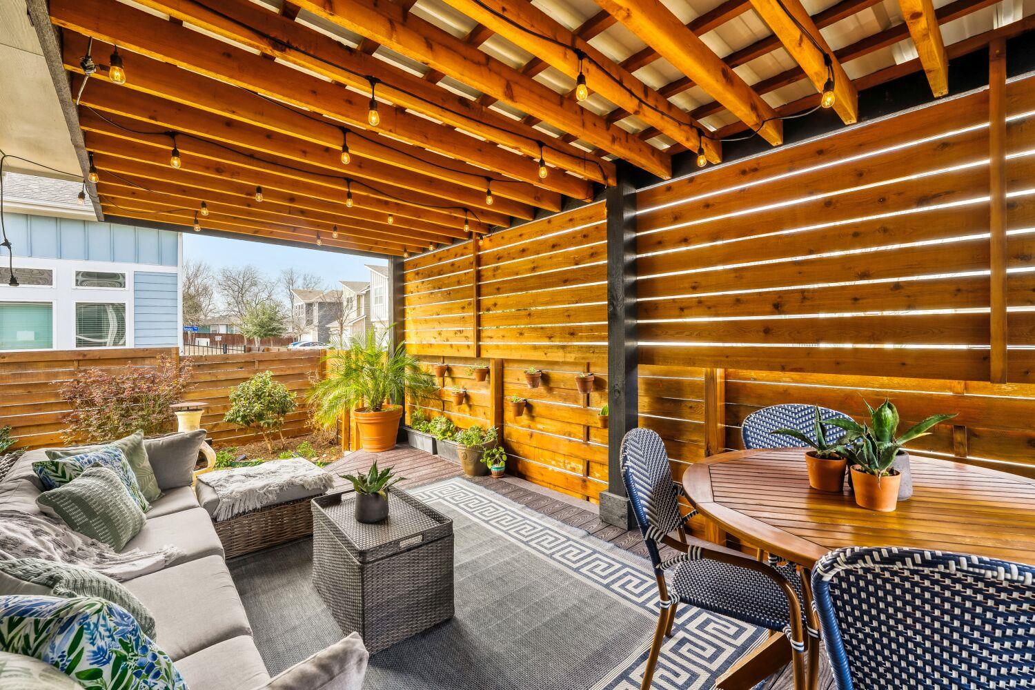 Single Family Residence