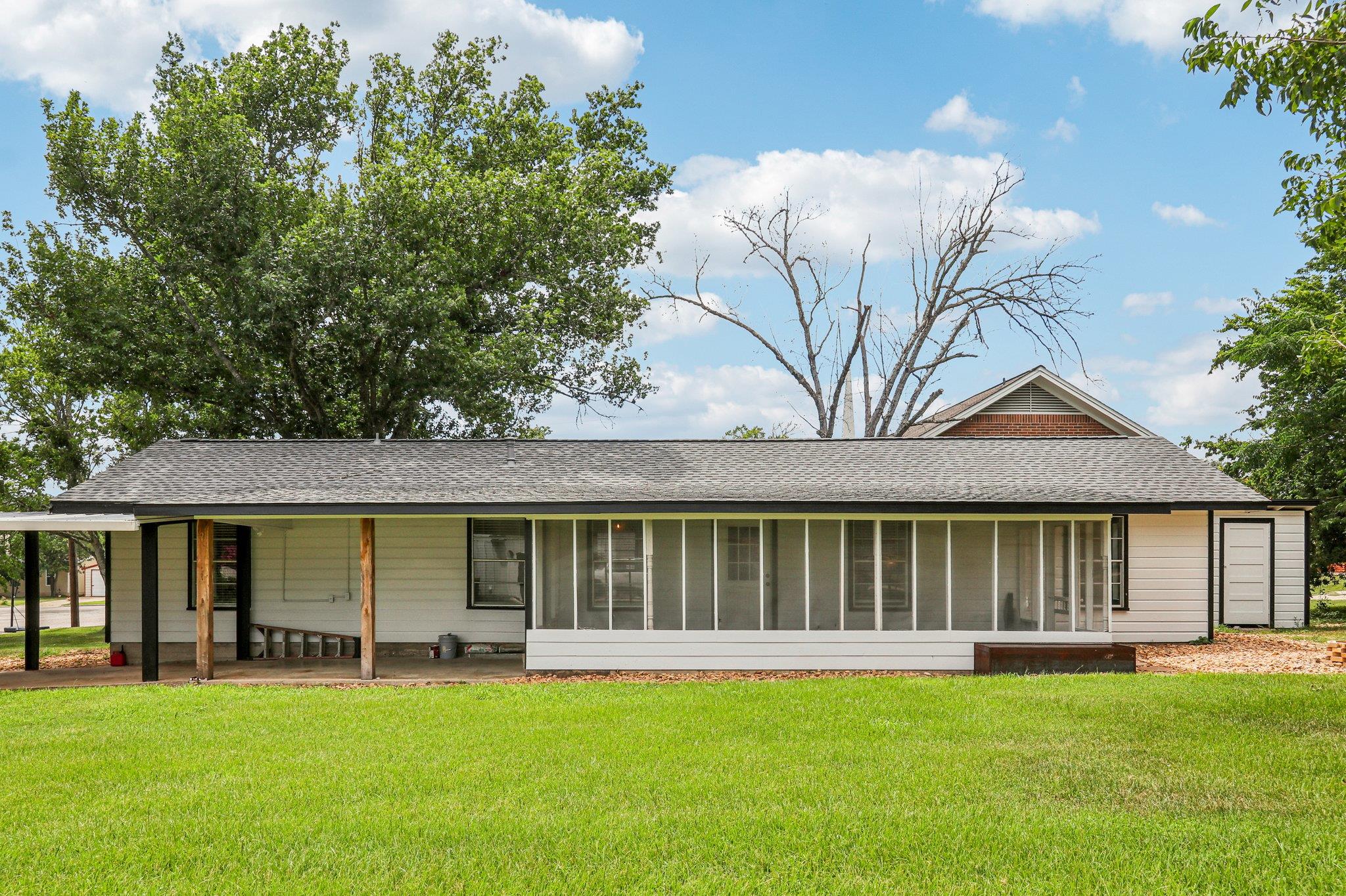 Single Family Residence