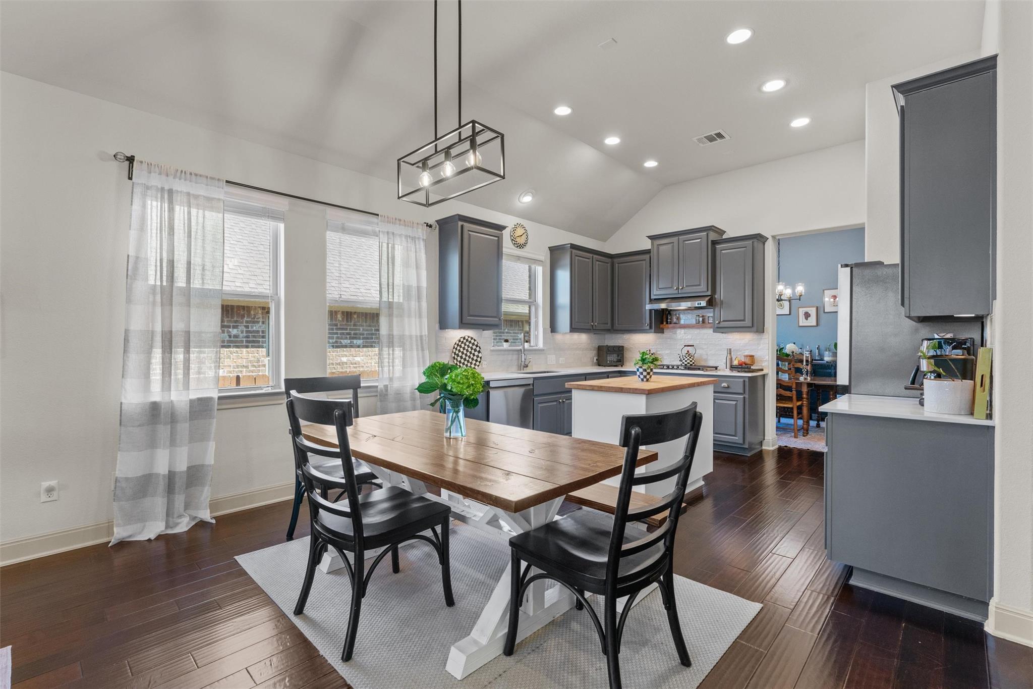 Single Family Residence