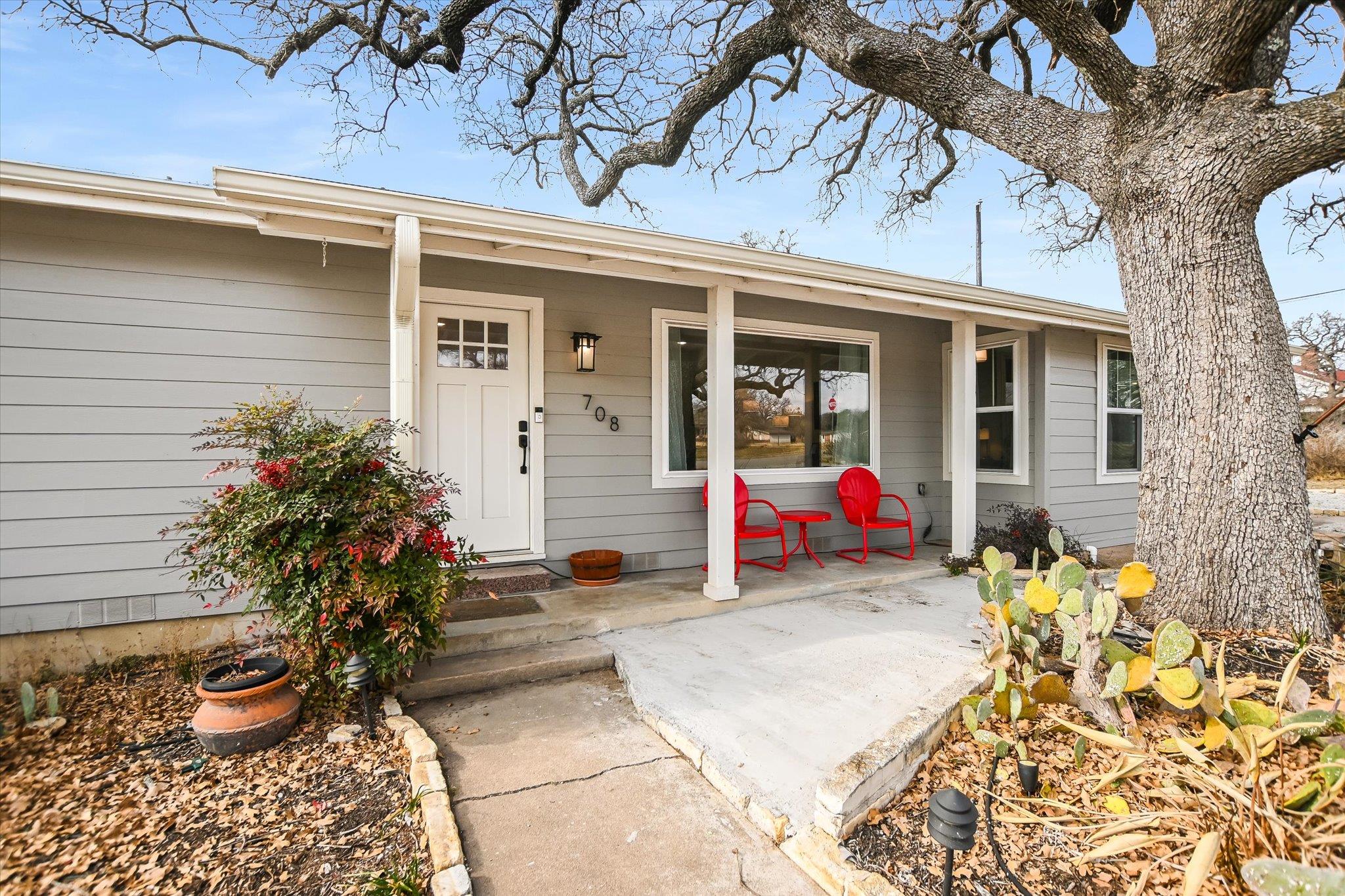 Single Family Residence