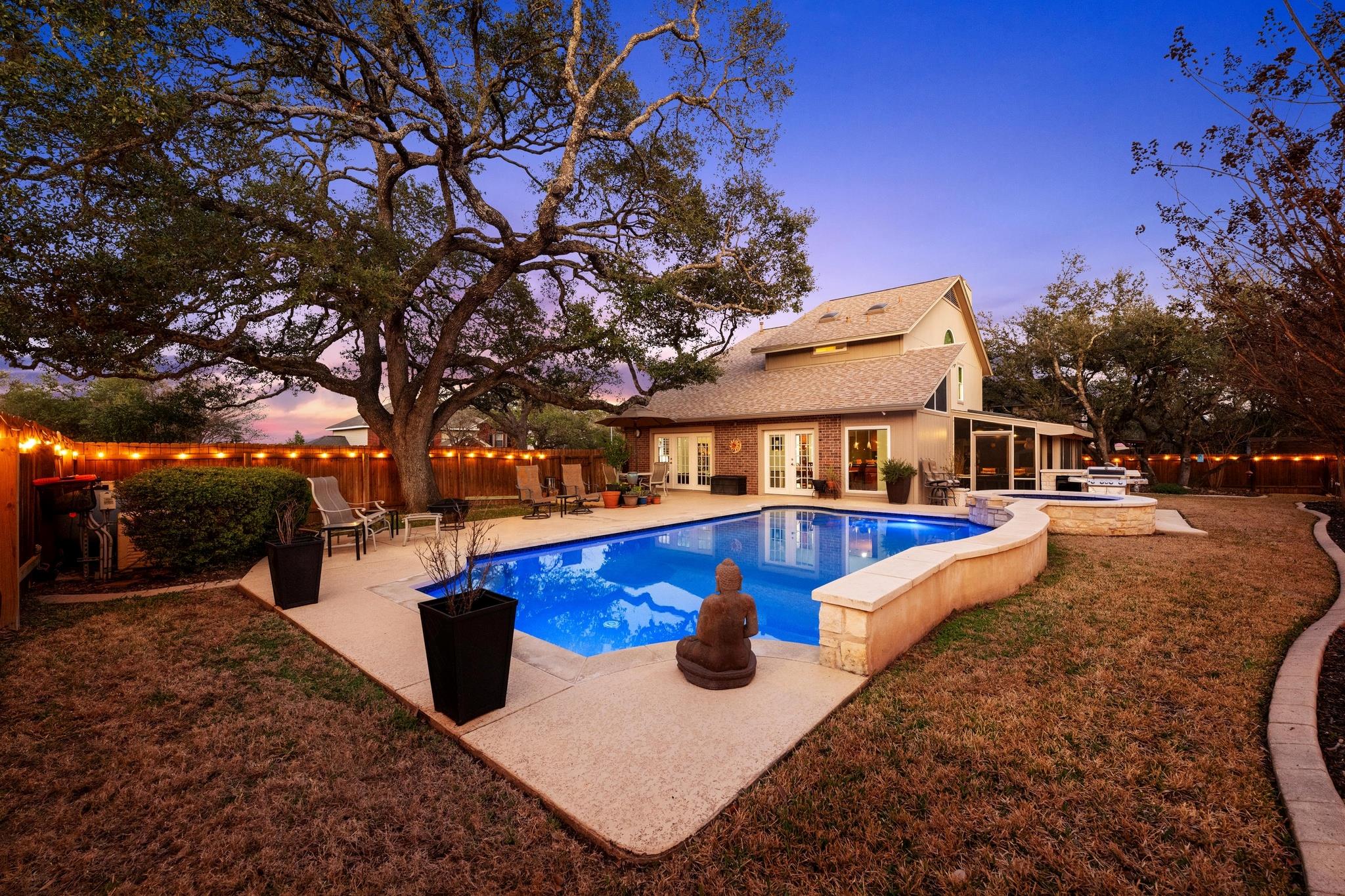 Single Family Residence