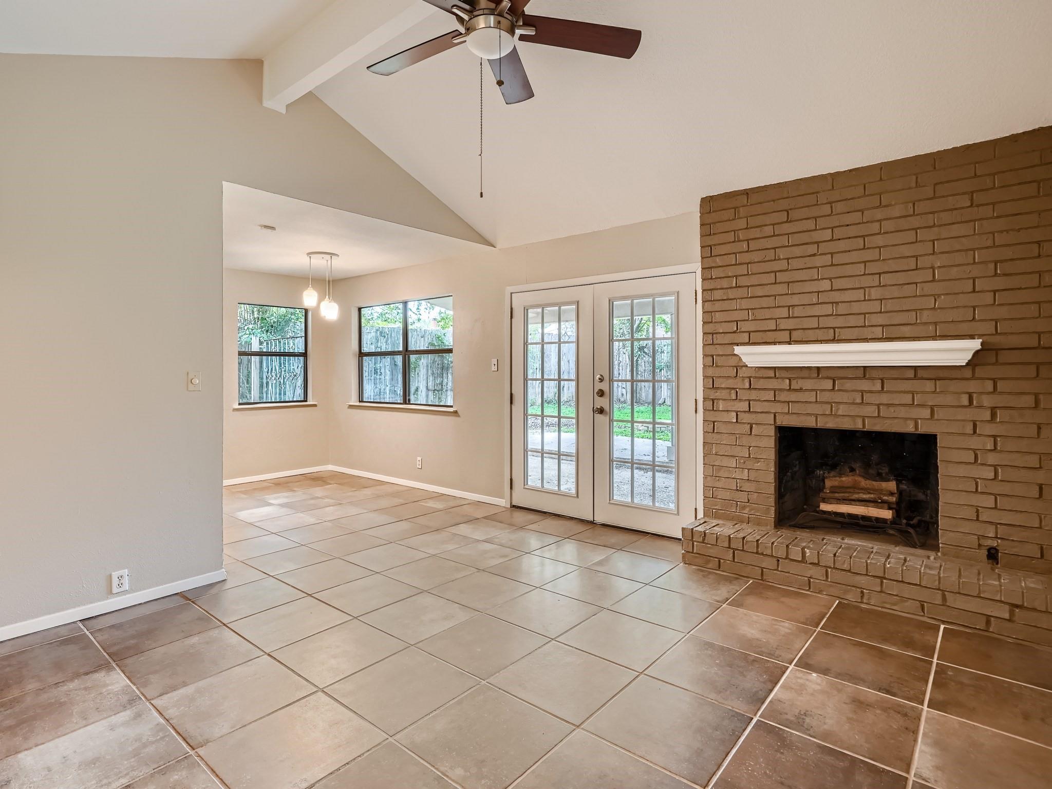 Single Family Residence