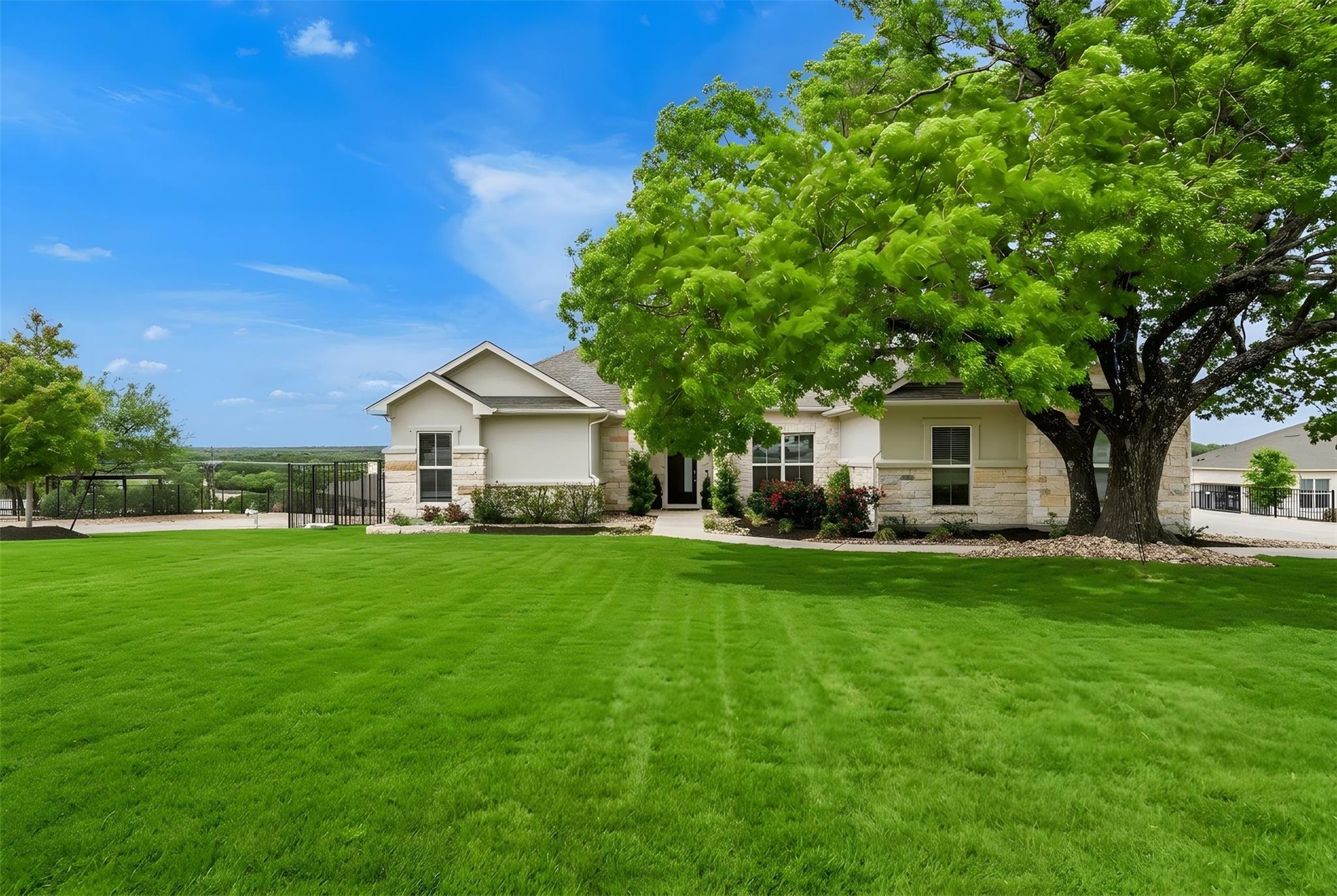 Single Family Residence