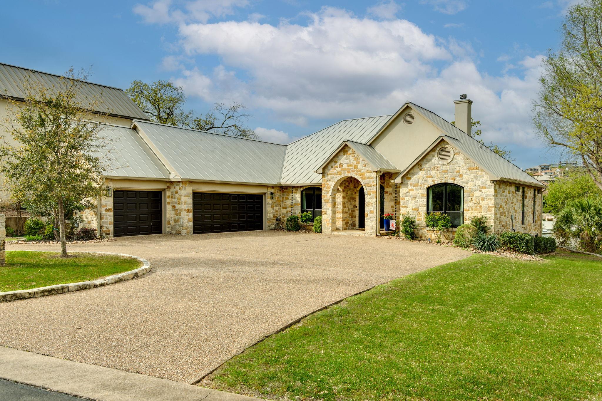 Single Family Residence