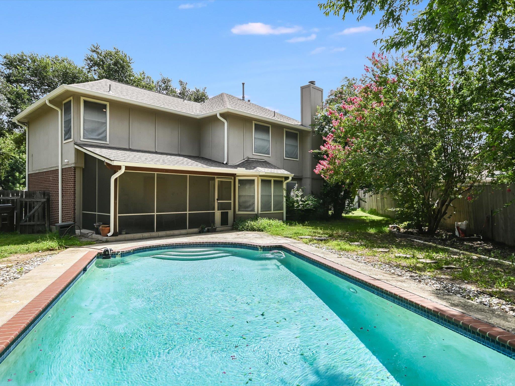 Single Family Residence