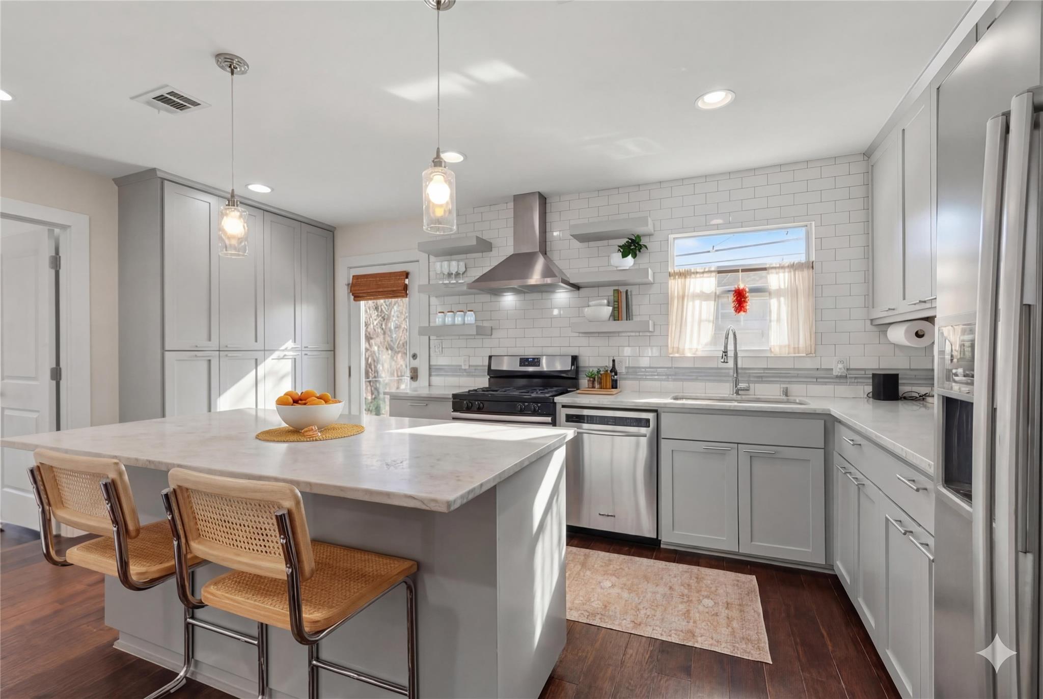 Single Family Residence