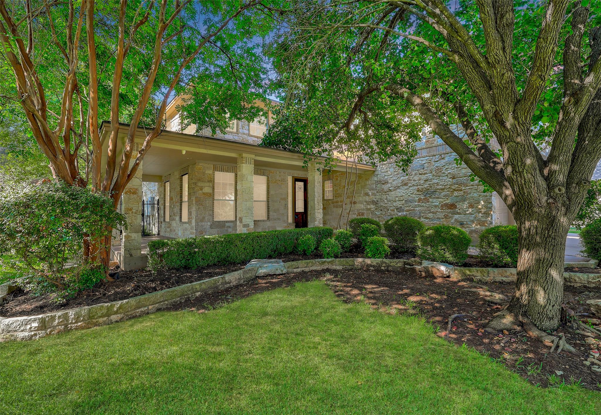 Single Family Residence
