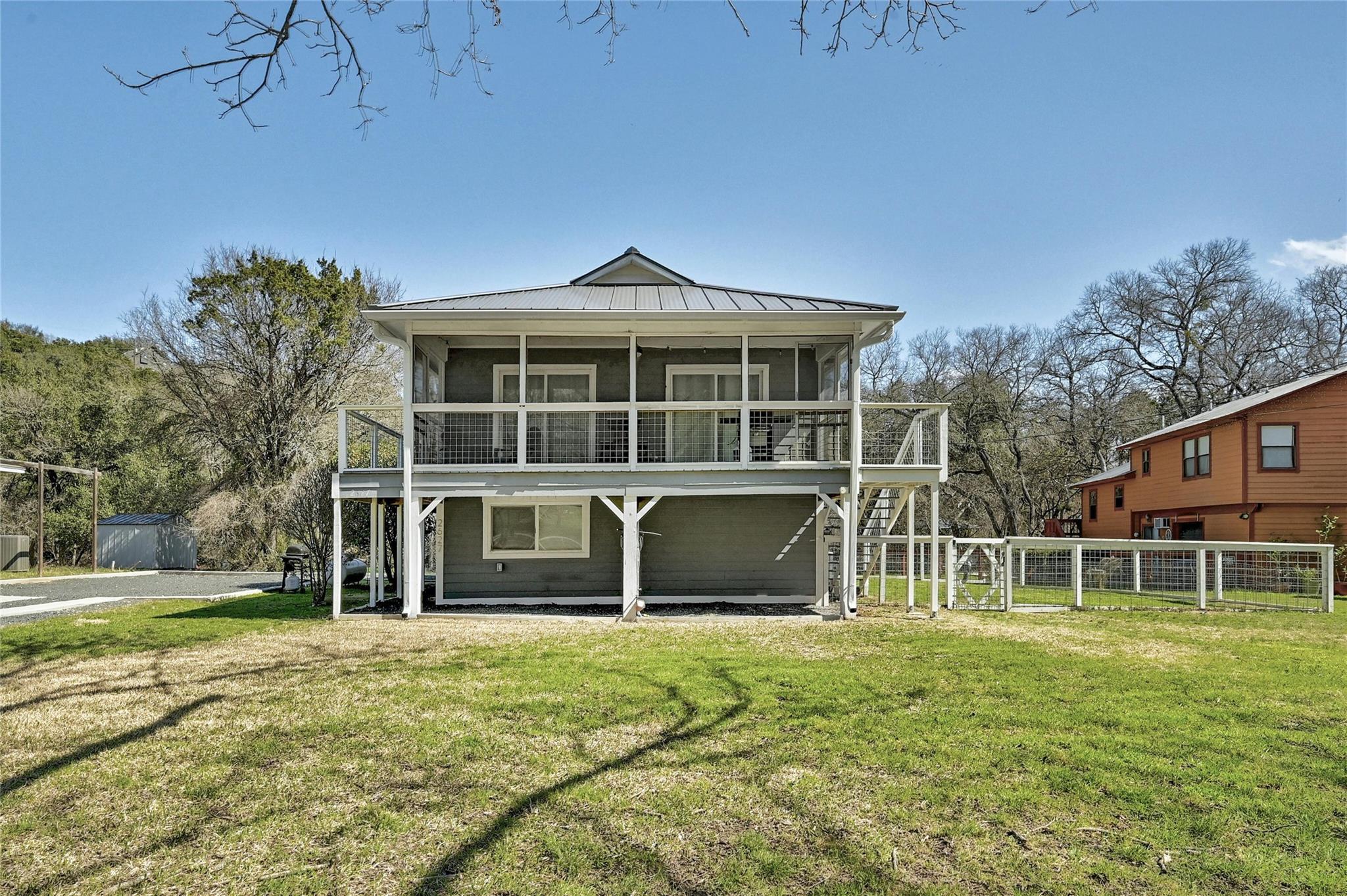 Single Family Residence