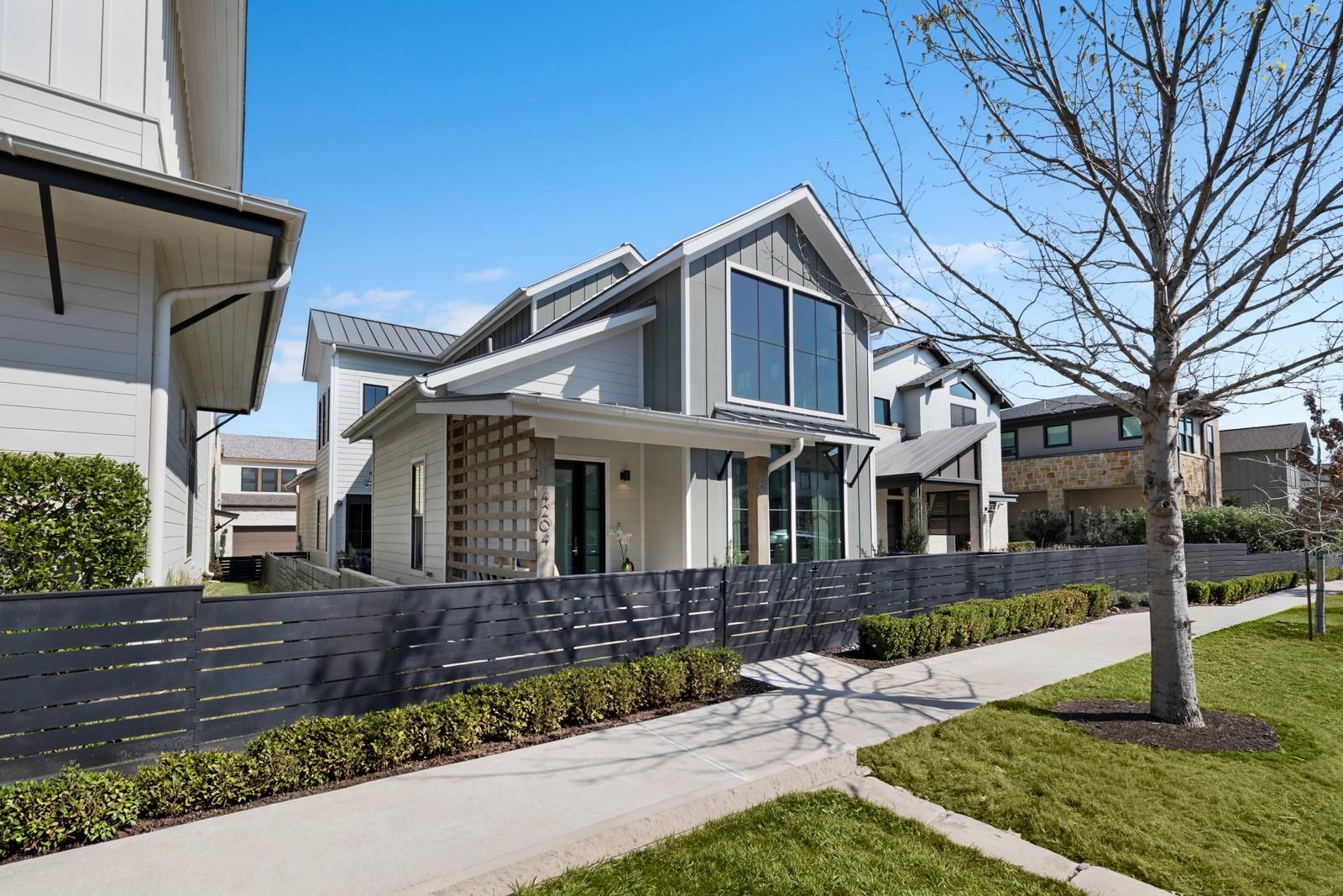 Single Family Residence