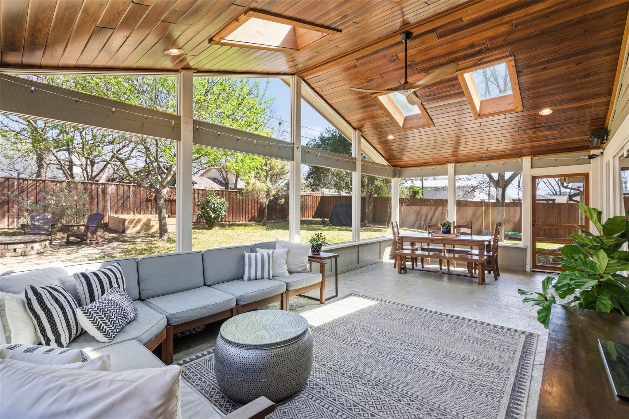 Single Family Residence