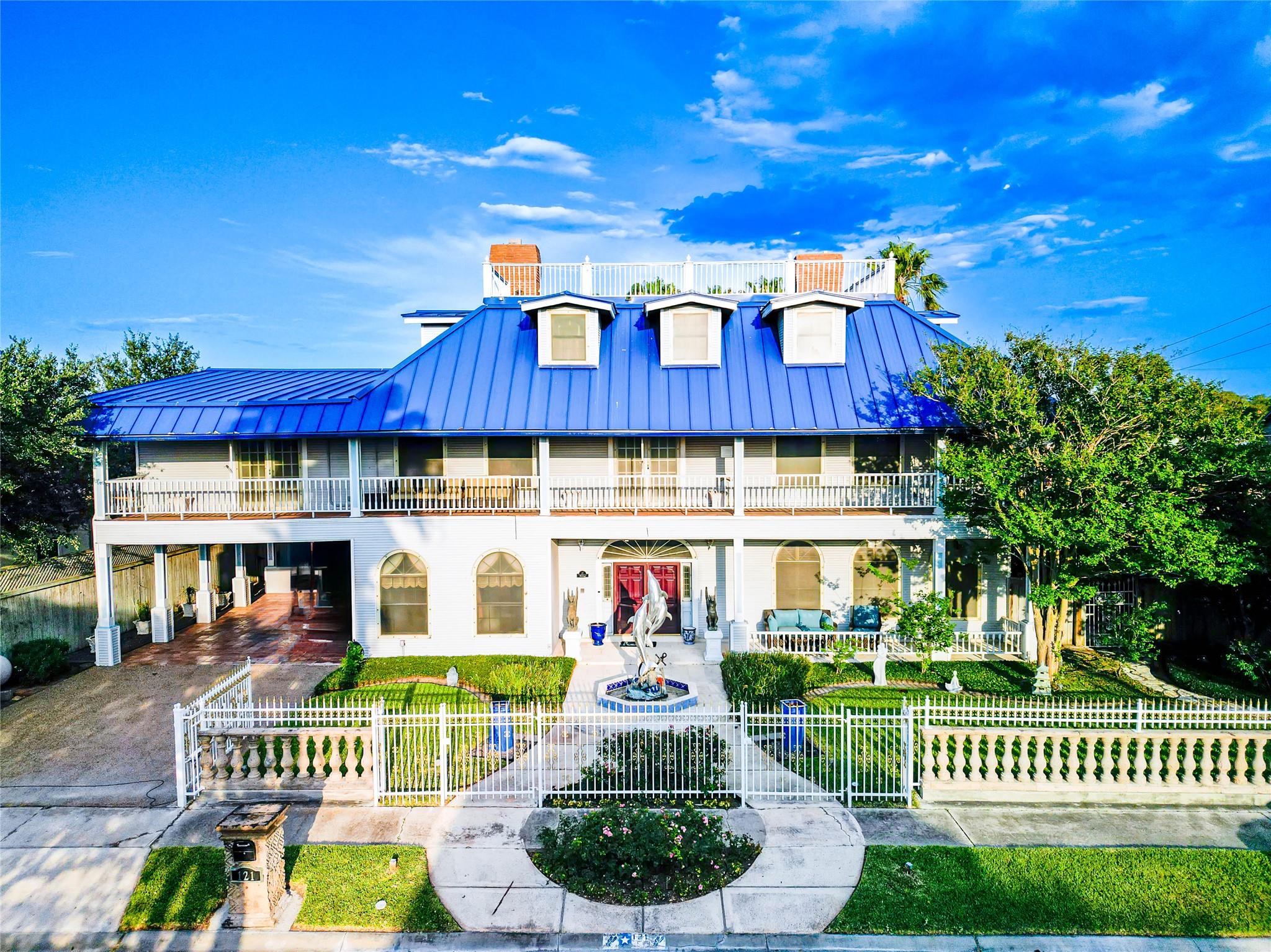 Single Family Residence