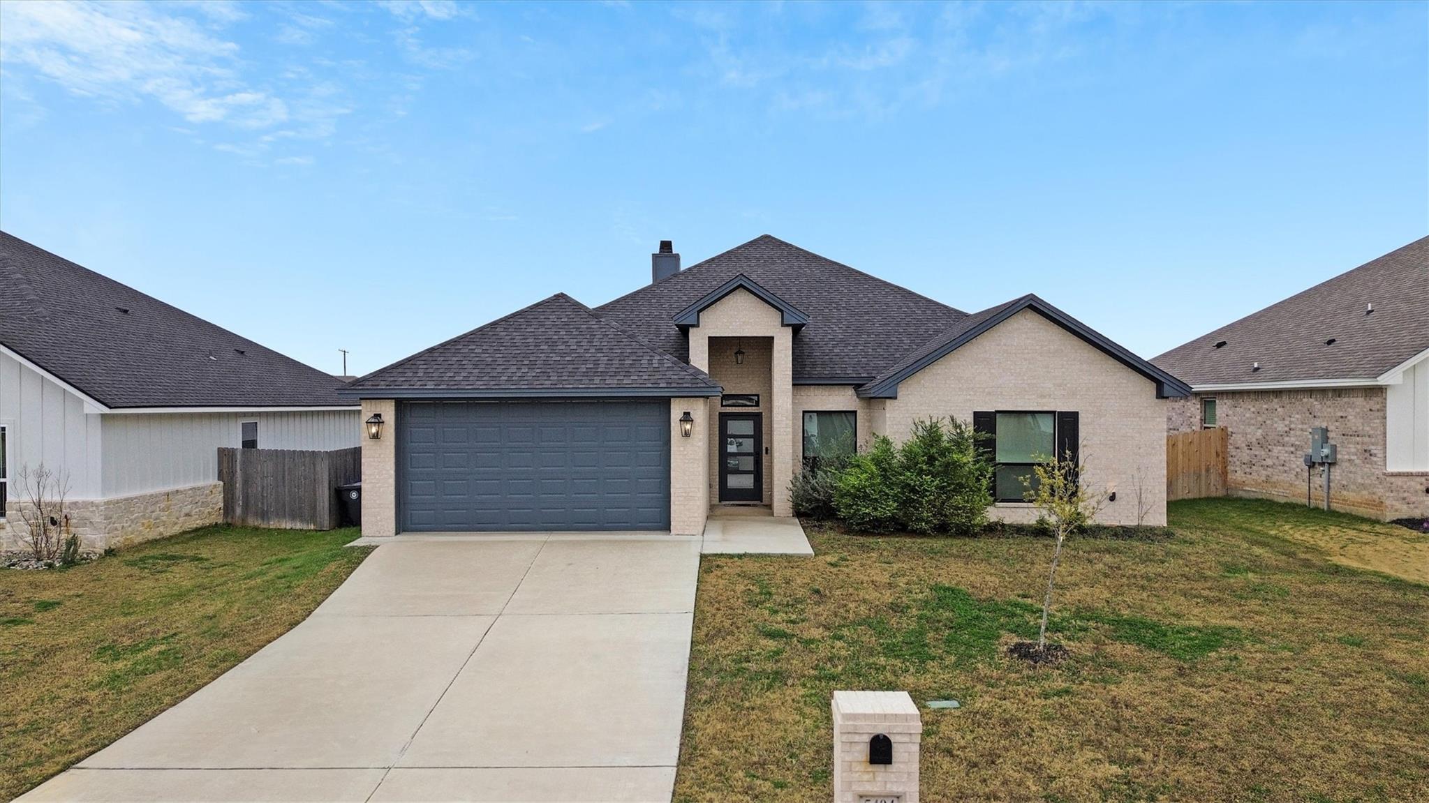 5404 Black Horse