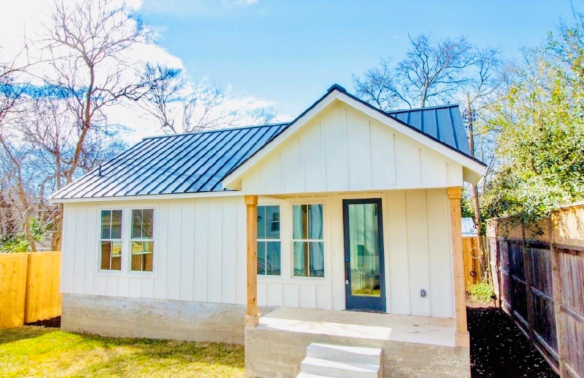 Single Family Residence