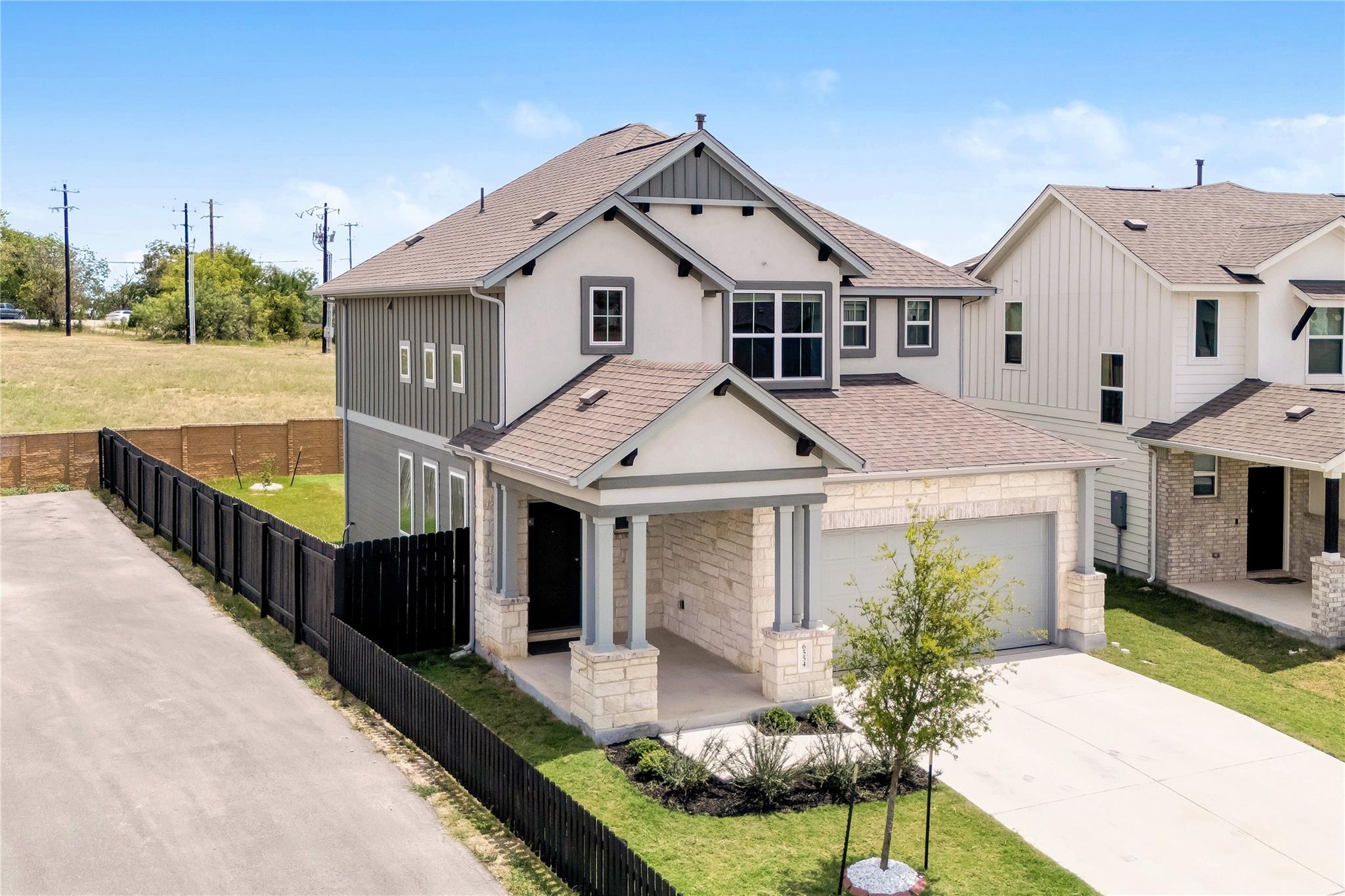 Single Family Residence