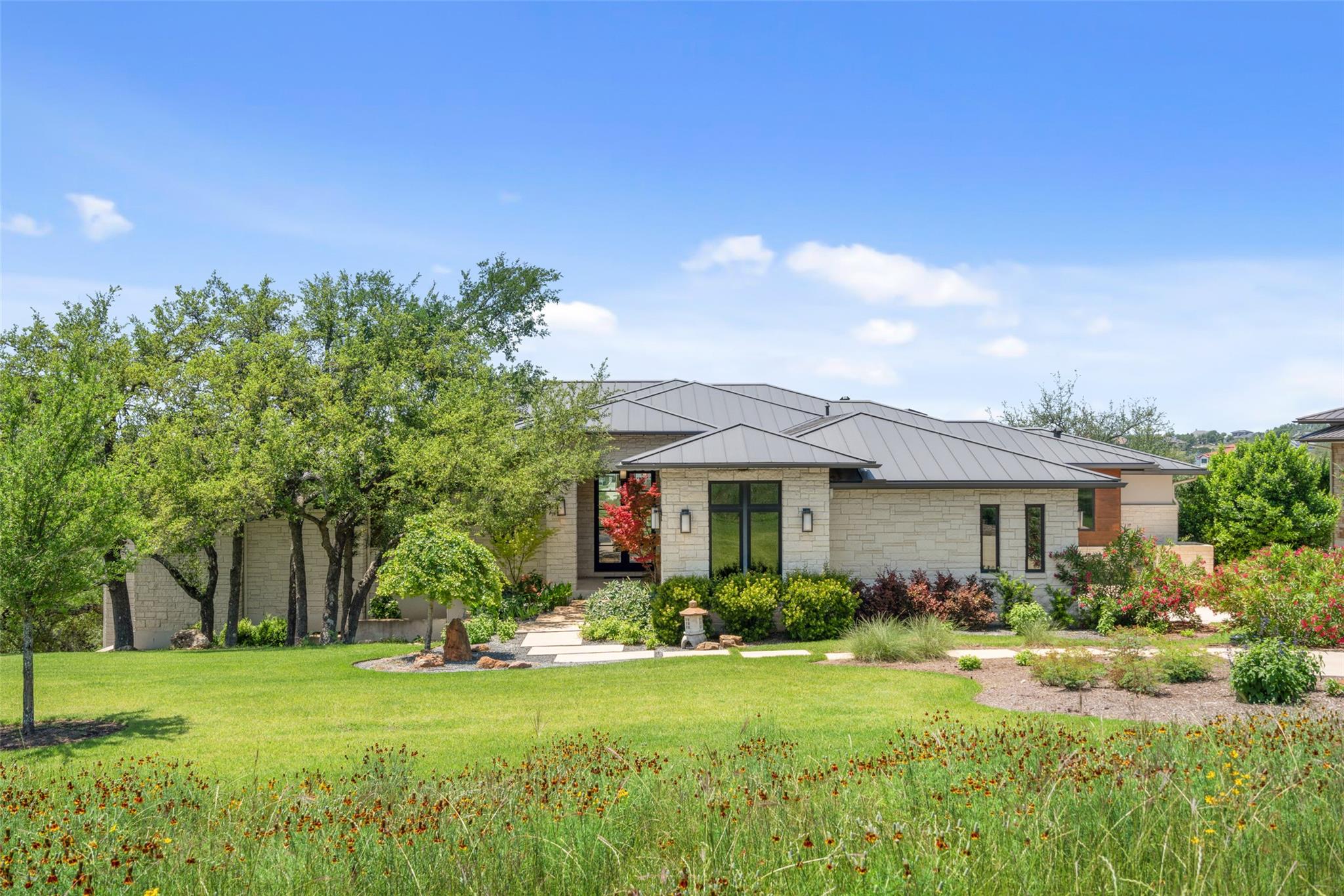 Single Family Residence