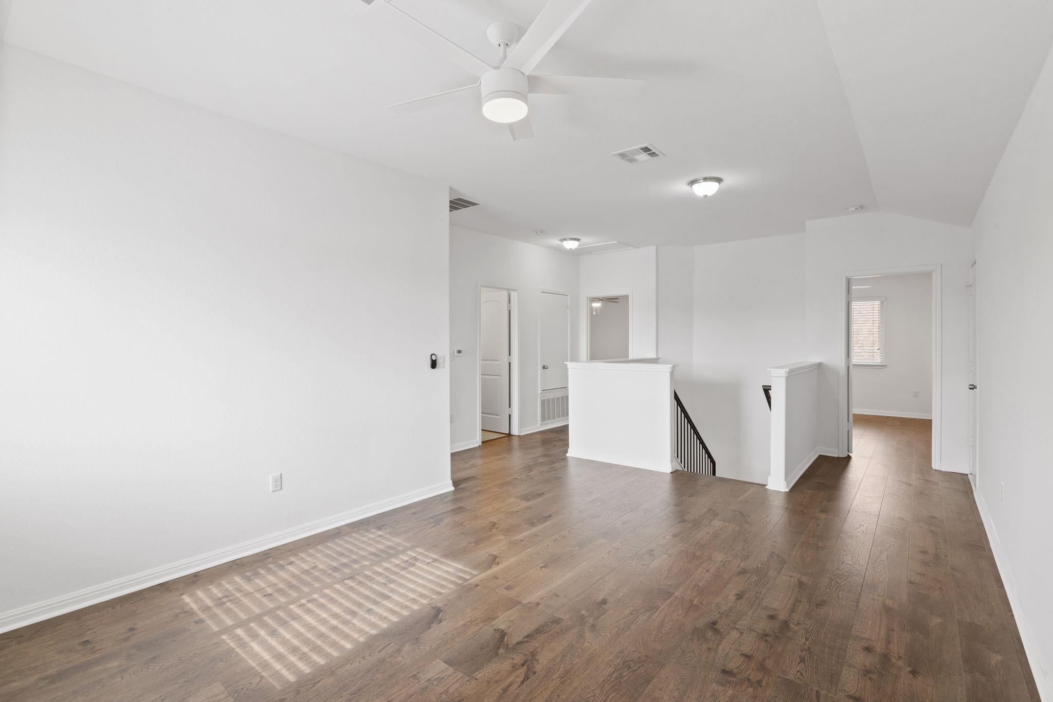 Photo 32