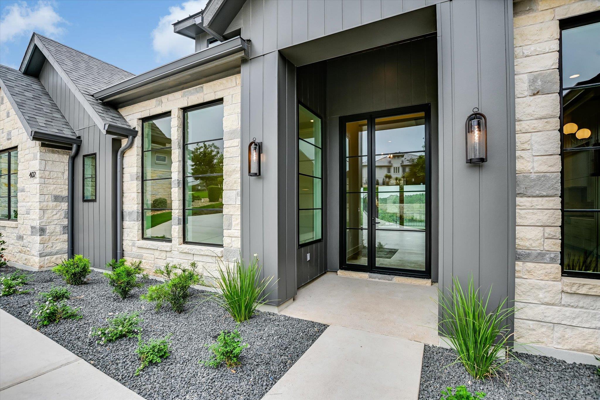 Single Family Residence