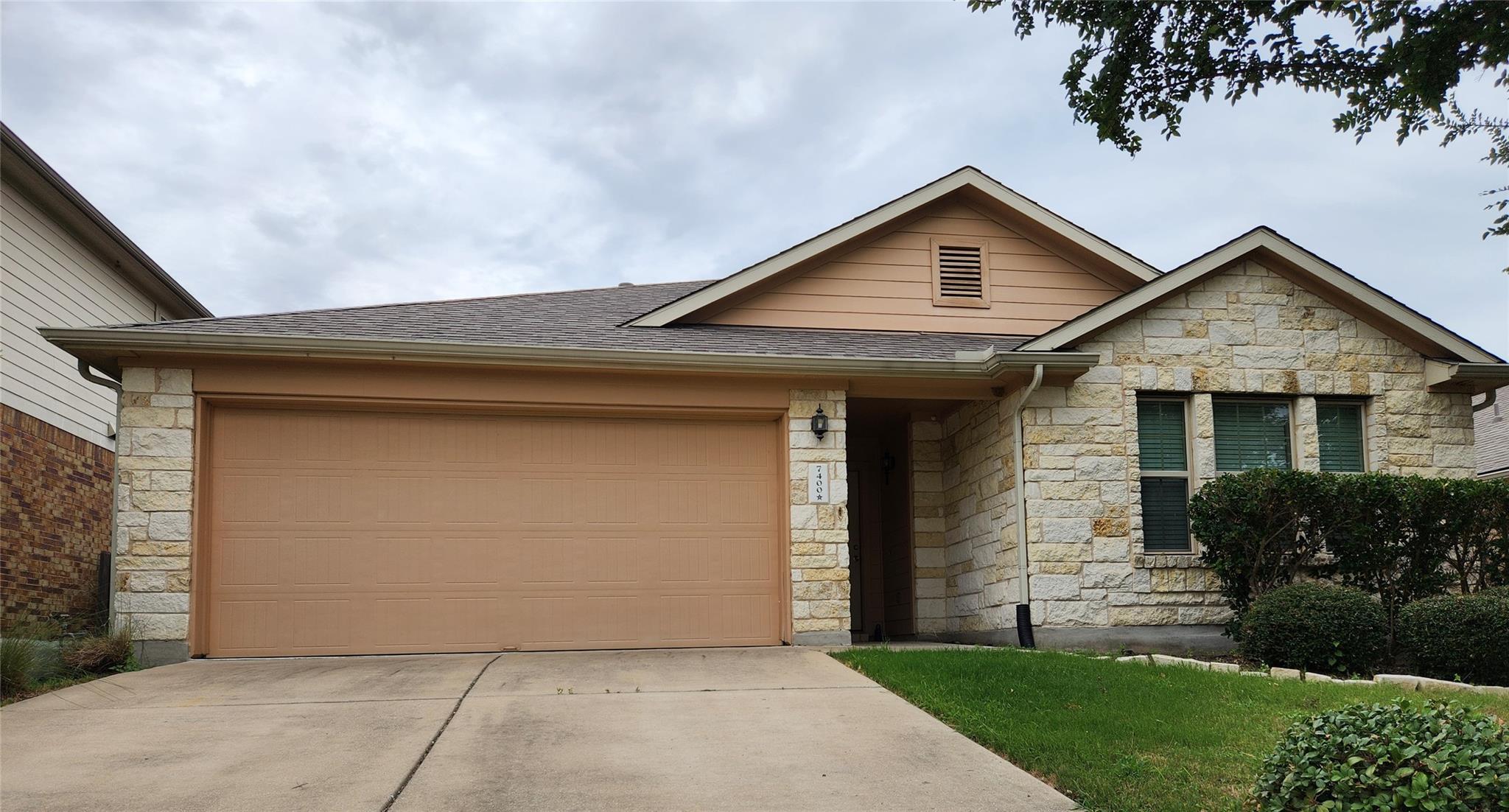 Single Family Residence