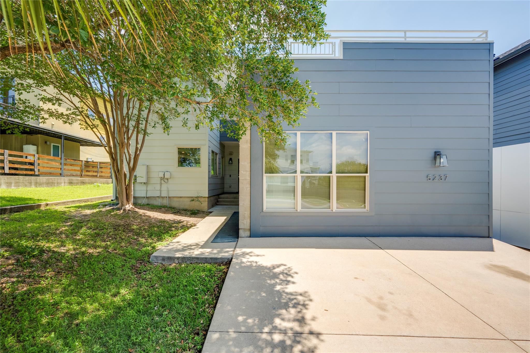 Single Family Residence