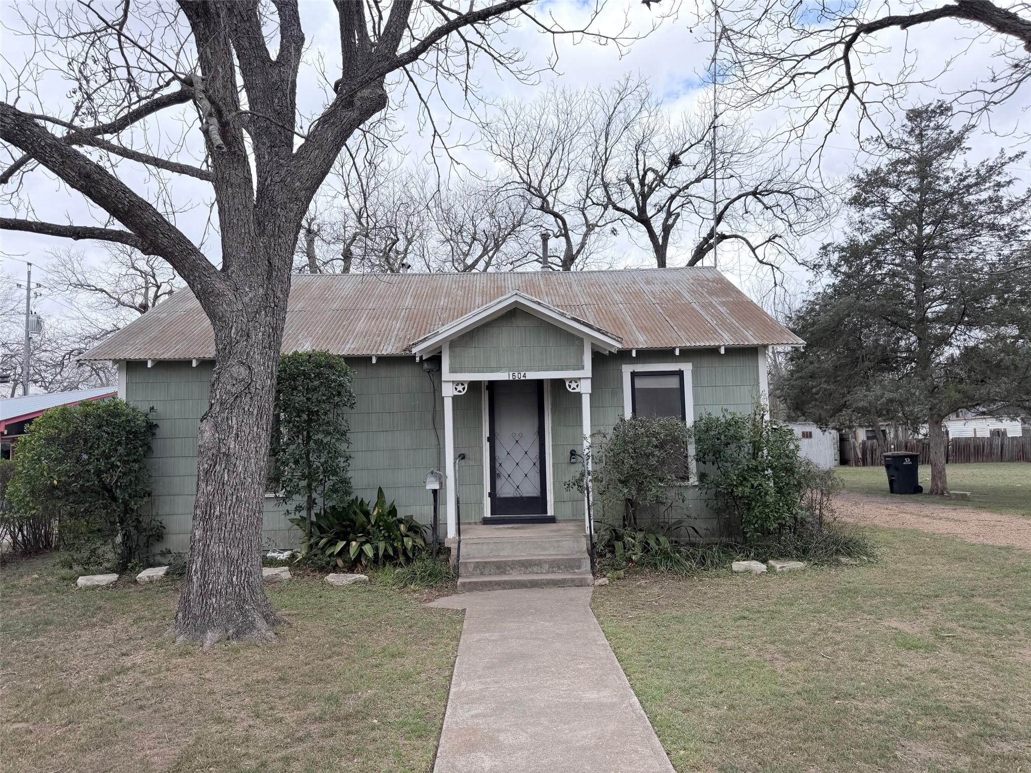 1604 Main