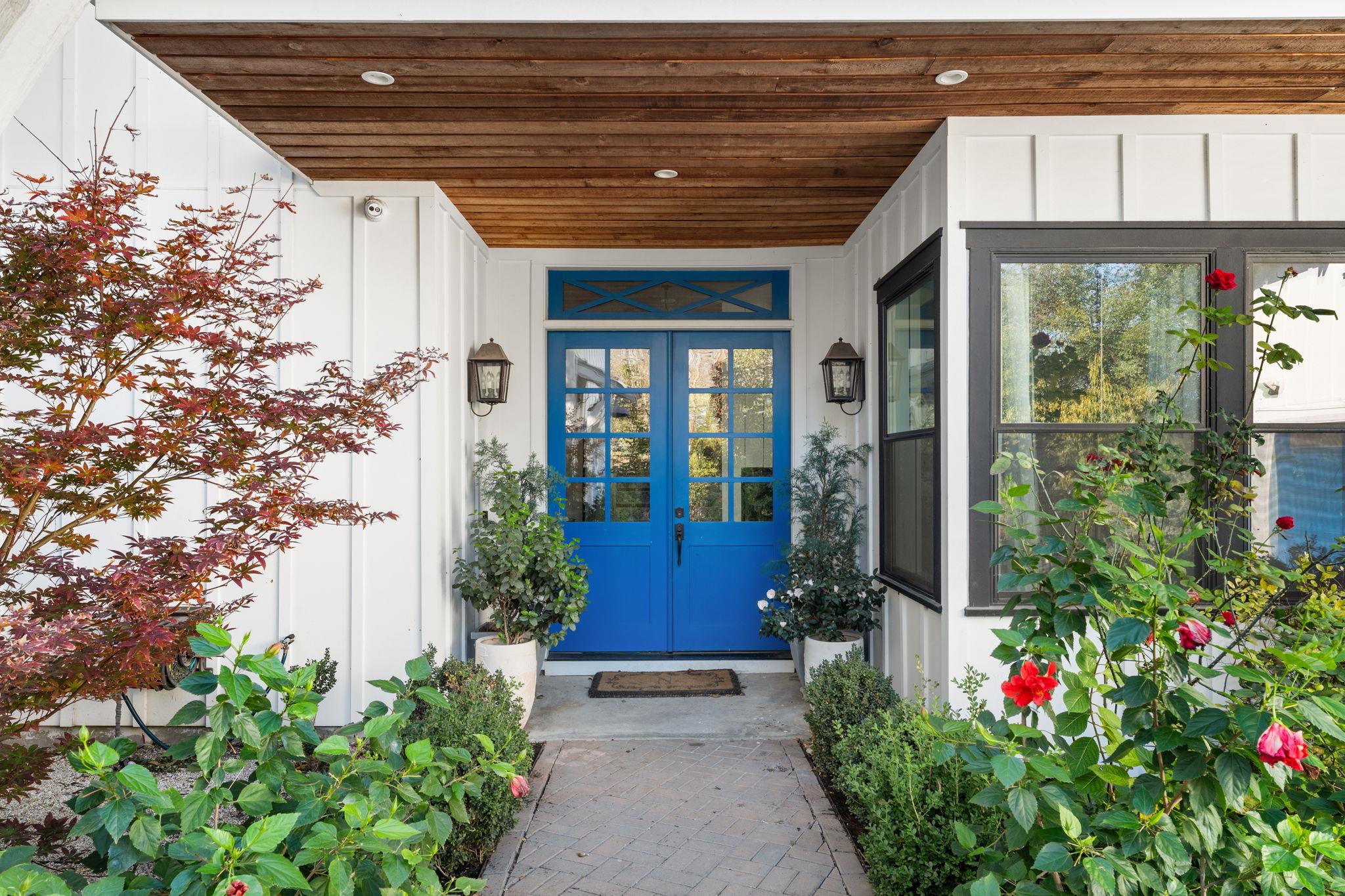 Single Family Residence