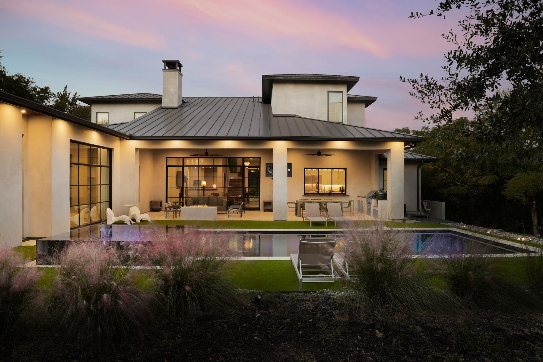 Single Family Residence